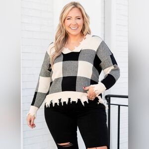 NWOT Chic Soul- Women's Distressed Plaid Black and White Sweater- 1XL